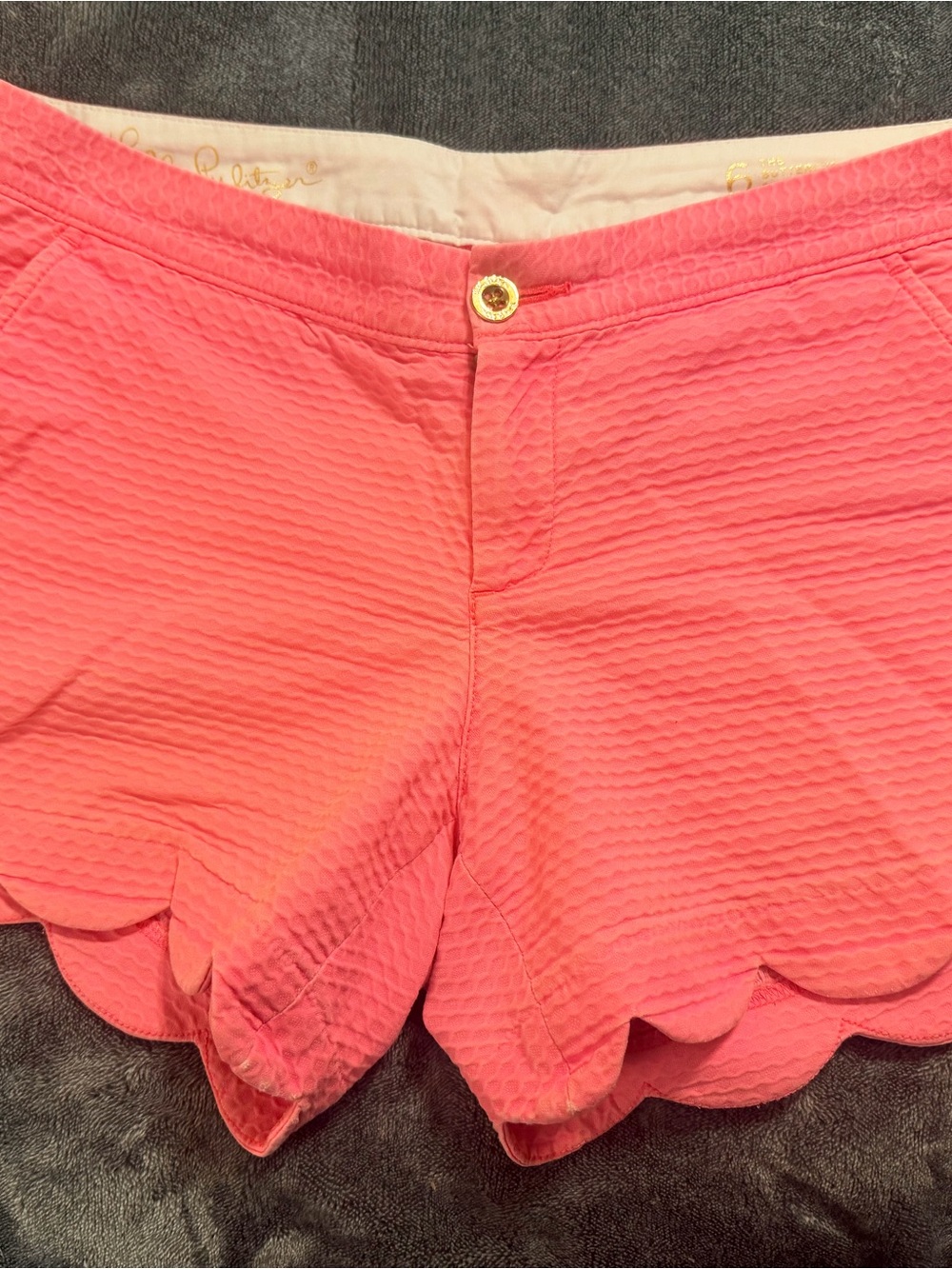 Lilly Pulitzer Coral Pink Scallop Hem Shorts